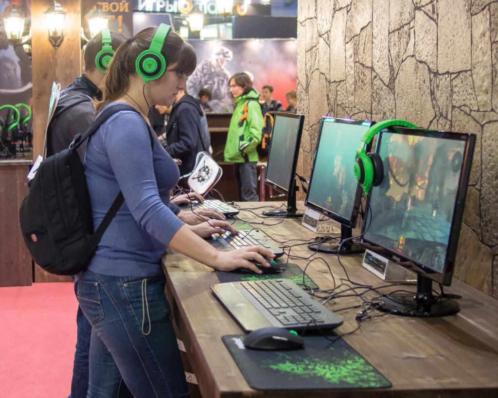 Insider Tips on Kick-starting A Career In Professional Gaming
