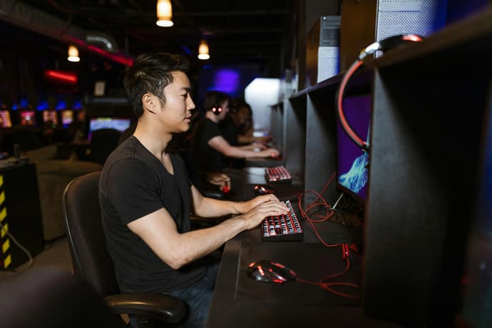 AAA players take over the online casinos AAA players take over the online casinos