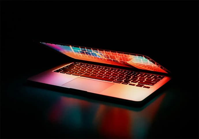 In which online games can strategies increase the chances of winning? In which online games can strategies increase the chances of winning?