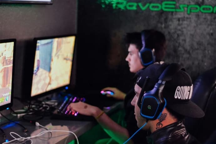 Könnte eSports jemals den traditionellen Sport an Popularität übertreffen? Könnte eSports jemals den traditionellen Sport an Popularität übertreffen?
