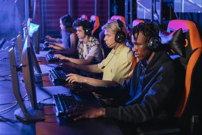 Los eSports y su creciente fama en la industria de los videojuegos Los eSports y su creciente fama en la industria de los videojuegos