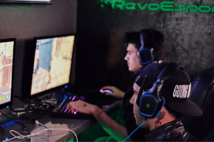 Comment l'eSport nous enseigne la coopération et la planification stratégique Comment l'eSport nous enseigne la coopération et la planification stratégique
