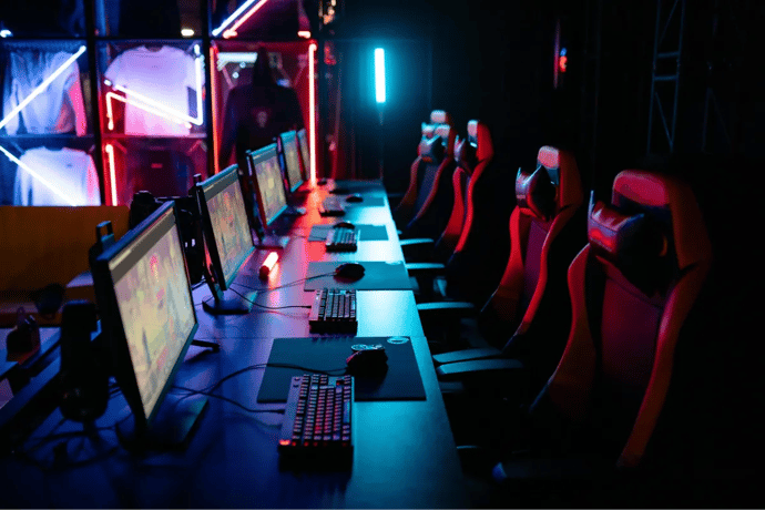 Od automatów do gier, do e-sportowych aren, czyli krótka historia bijatyk w świecie e-sportu Od automatów do gier, do e-sportowych aren, czyli krótka historia bijatyk w świecie e-sportu