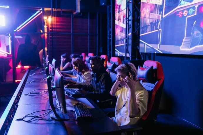 Sponsorships, Streams, and Salaries: The Economics of eSports Sponsorships, Streams, and Salaries: The Economics of eSports
