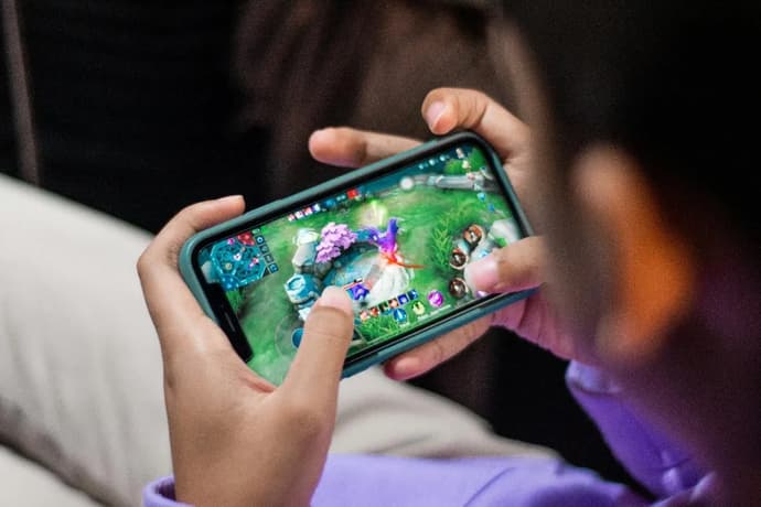 How to Make Money From a Mobile Game? Top 7 Monetization Models How to Make Money From a Mobile Game? Top 7 Monetization Models