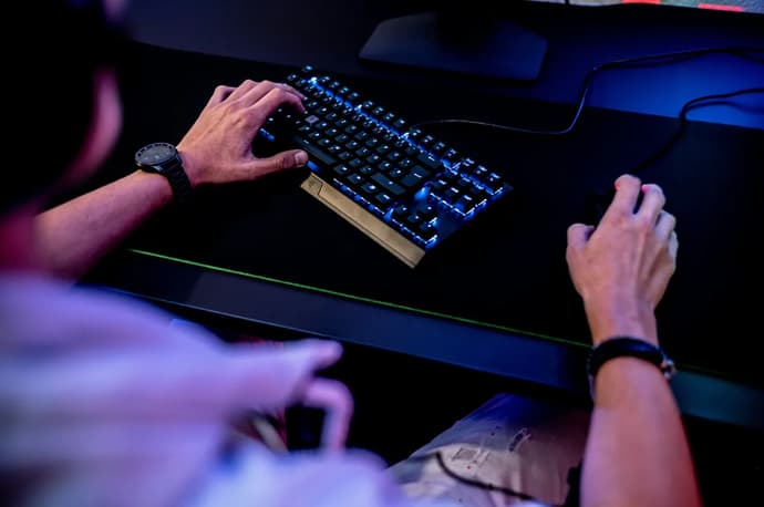'Play-to-Earn' or 'Play-to-Win'? The Real Hurdles for Ethereum Games in Esports