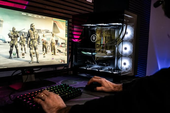 Cómo los juegos de casino adoptan mecánicas de eSports: crossover, gamificación y nuevas audiencias Cómo los juegos de casino adoptan mecánicas de eSports: crossover, gamificación y nuevas audiencias