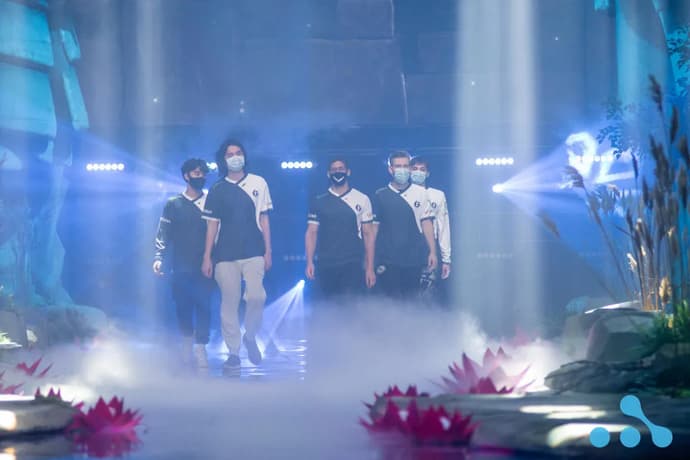 TI10 : Evil Geniuses en route pour une place plus élevée dans le top 2 ! TI10 : Evil Geniuses en route pour une place plus élevée dans le top 2 !