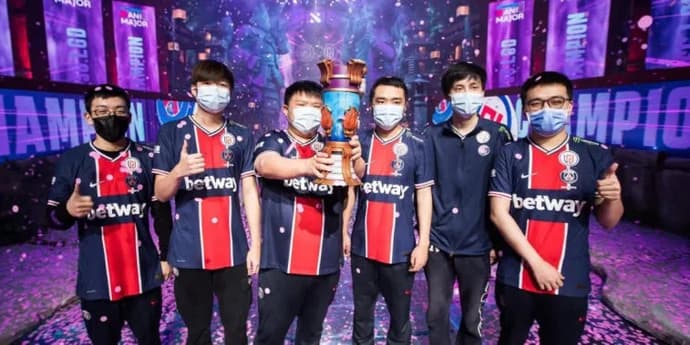 Road to Bucharest — PSG.LGD . Photo 5