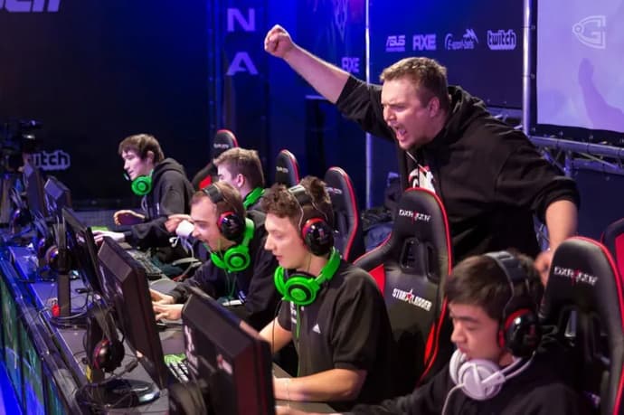 ¿Cómo analizar los partidos de eSports? Técnicas y consejos para ganar en las apuestas de juegos ¿Cómo analizar los partidos de eSports? Técnicas y consejos para ganar en las apuestas de juegos
