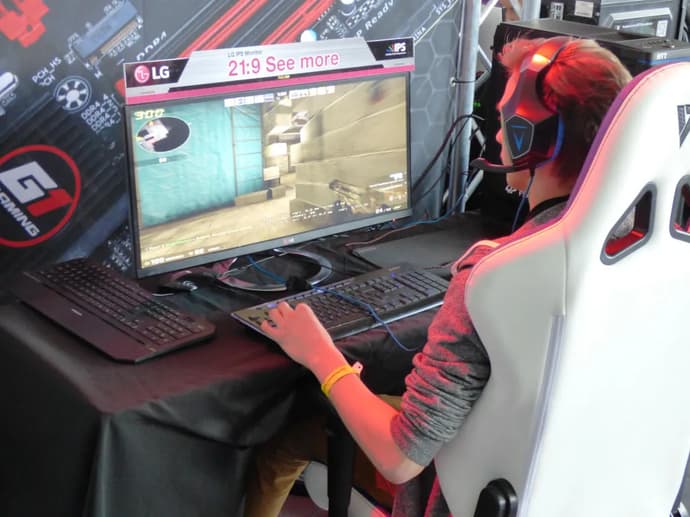 Jalons de l'histoire de l'eSport Jalons de l'histoire de l'eSport