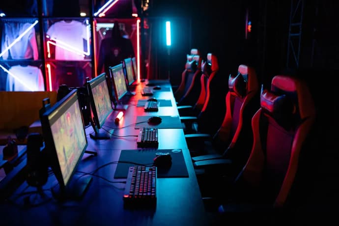 Les joueurs d'eSports peuvent-ils utiliser leurs compétences pour gagner des jeux de casino ? Les joueurs d'eSports peuvent-ils utiliser leurs compétences pour gagner des jeux de casino ?