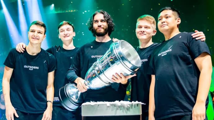 Dominance FaZe Clan, instabilité NAVI, percée Outsiders et Heroic: résumé des résultats de la saison passée dans CS:GO. Photo 3