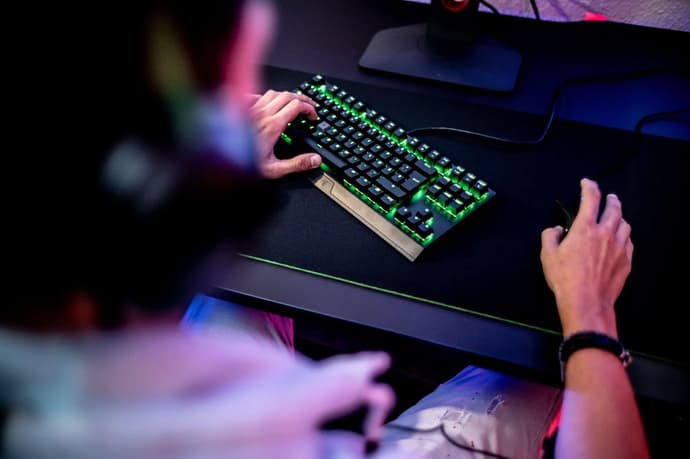 ¿Puedes convertirte en un jugador profesional de juegos en línea? ¿Puedes convertirte en un jugador profesional de juegos en línea?