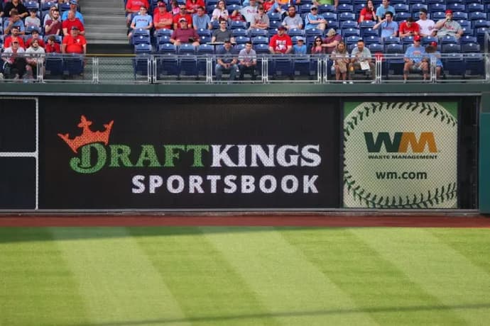 Popular Gambling Entities That Sponsor American Sports Teams 3