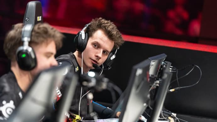 frozen at SL Budapest Major 2025