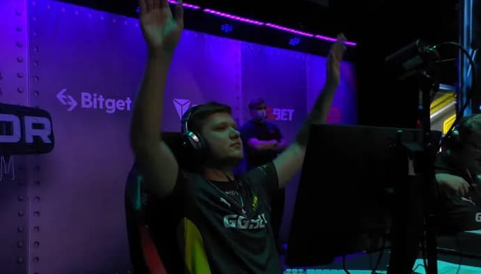S1 mple poskarżył się na pokój w hotelu — ESL rozwiązał konflikt. Photo 2