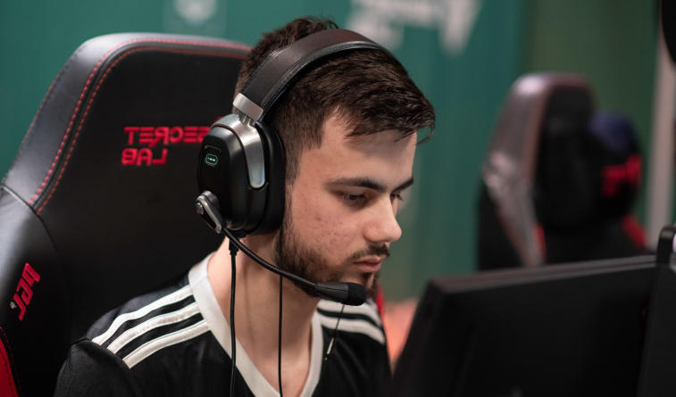 Weekly CS:GO news digest (rumors around G2 Esports and Vitality, announcement of WePlay Academy League Season 5). Photo 1