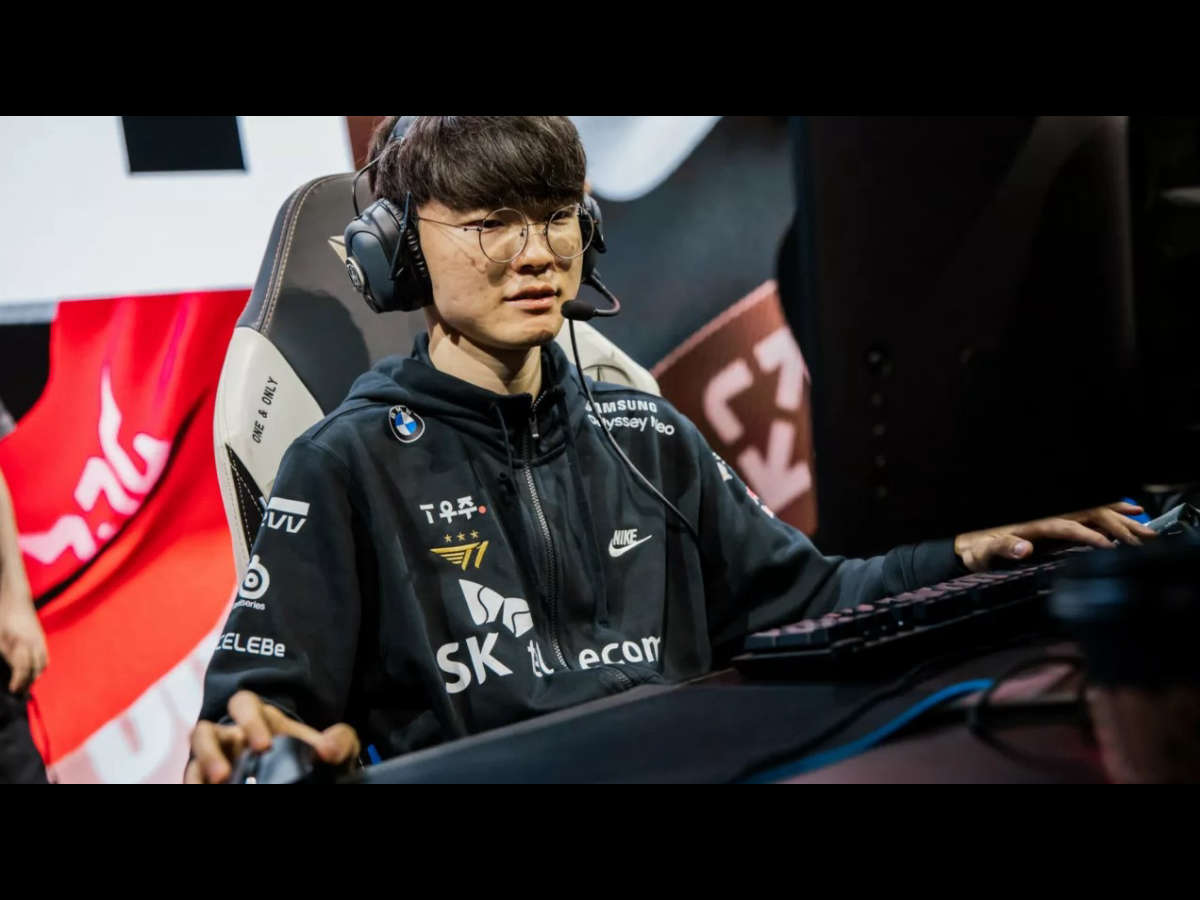 Faker becomes first pro to play 100 League of Legends Worlds games